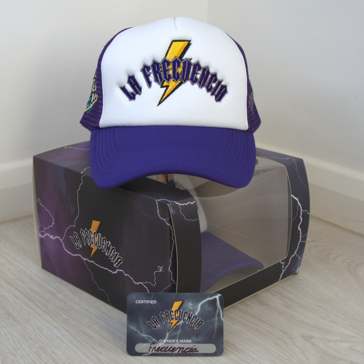 LA FRECUENCIA / PURPLE