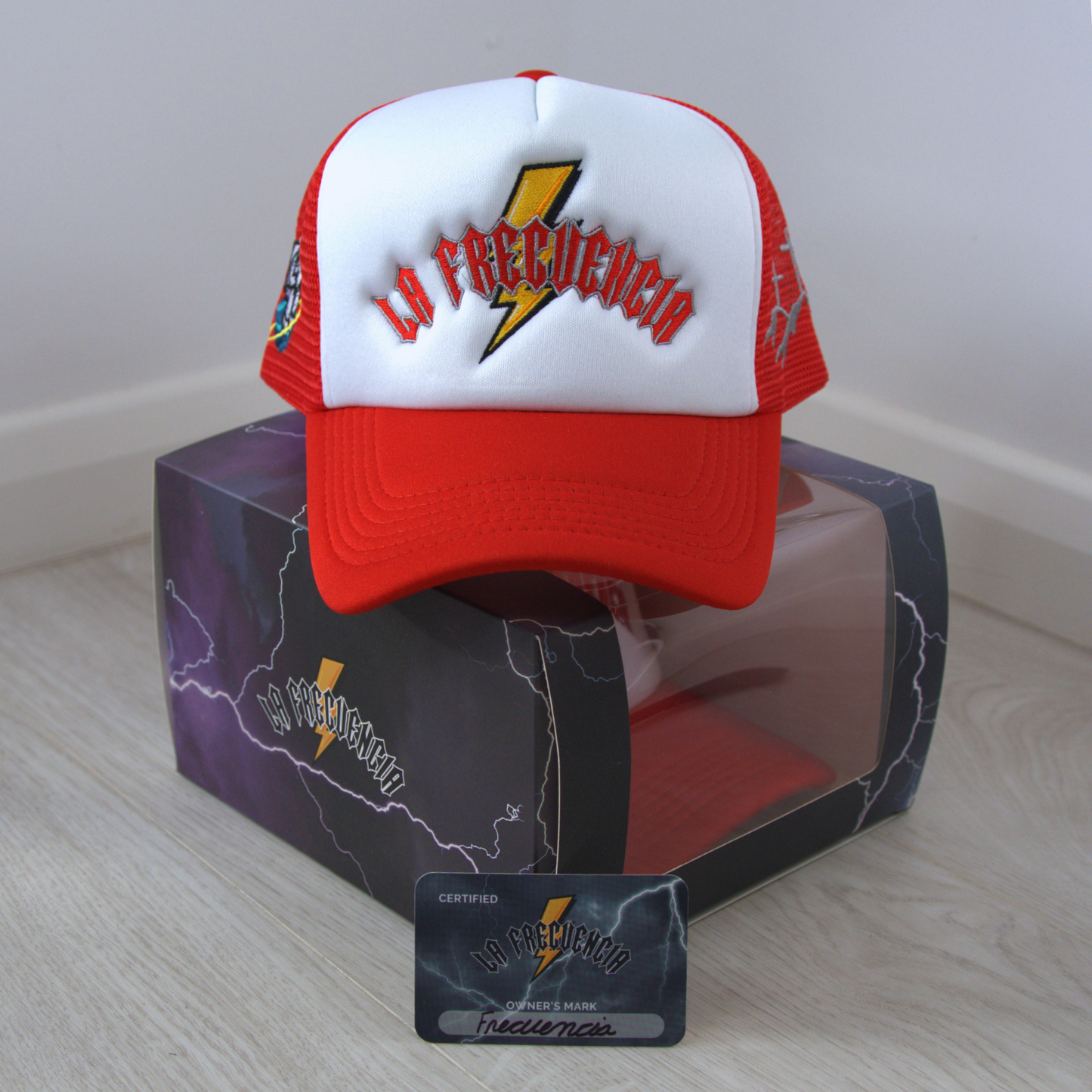 LA FRECUENCIA / RED CAP